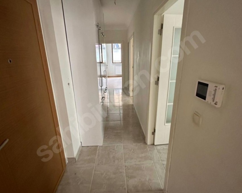 FINDIKLIDA KİRALIK GENİŞ 2+1 90M2 GİYİNME ODALI ARAKAT ASANSÖRLÜ