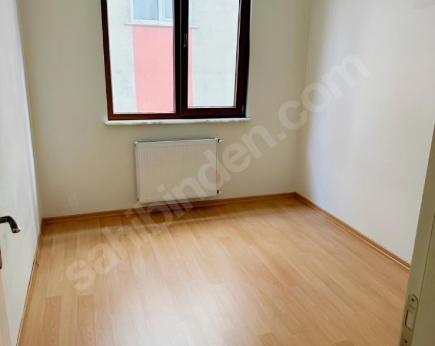 FINDIKLIDA KİRALIK GENİŞ 2+1 90M2 GİYİNME ODALI ARAKAT ASANSÖRLÜ
