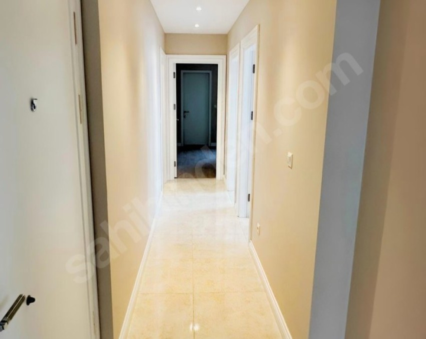 BOSTANCI ÇAĞLAR SOKAKTA 3+1 BAĞDAT CADDESİNE YAKIN BOŞ DAİRE